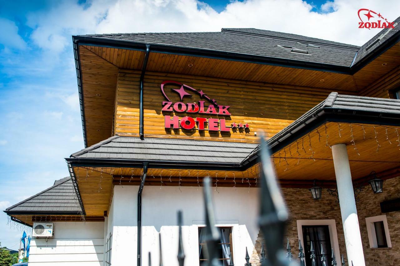 Hotel Zodiak Radomsko Exterior foto